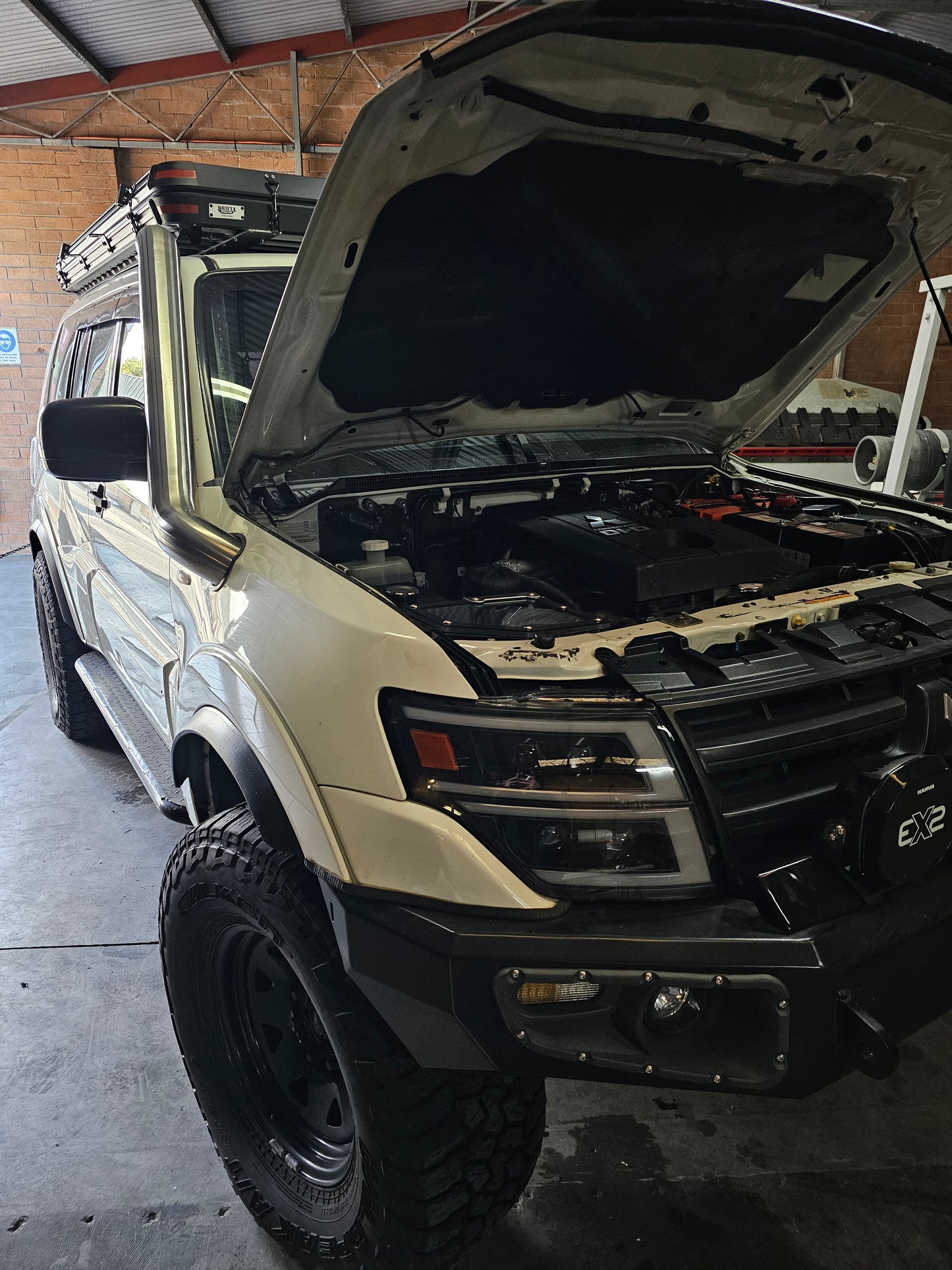 Mitsubishi Pajero Snorkel & Airbox Kit With Washer Bottle (2006-2019)