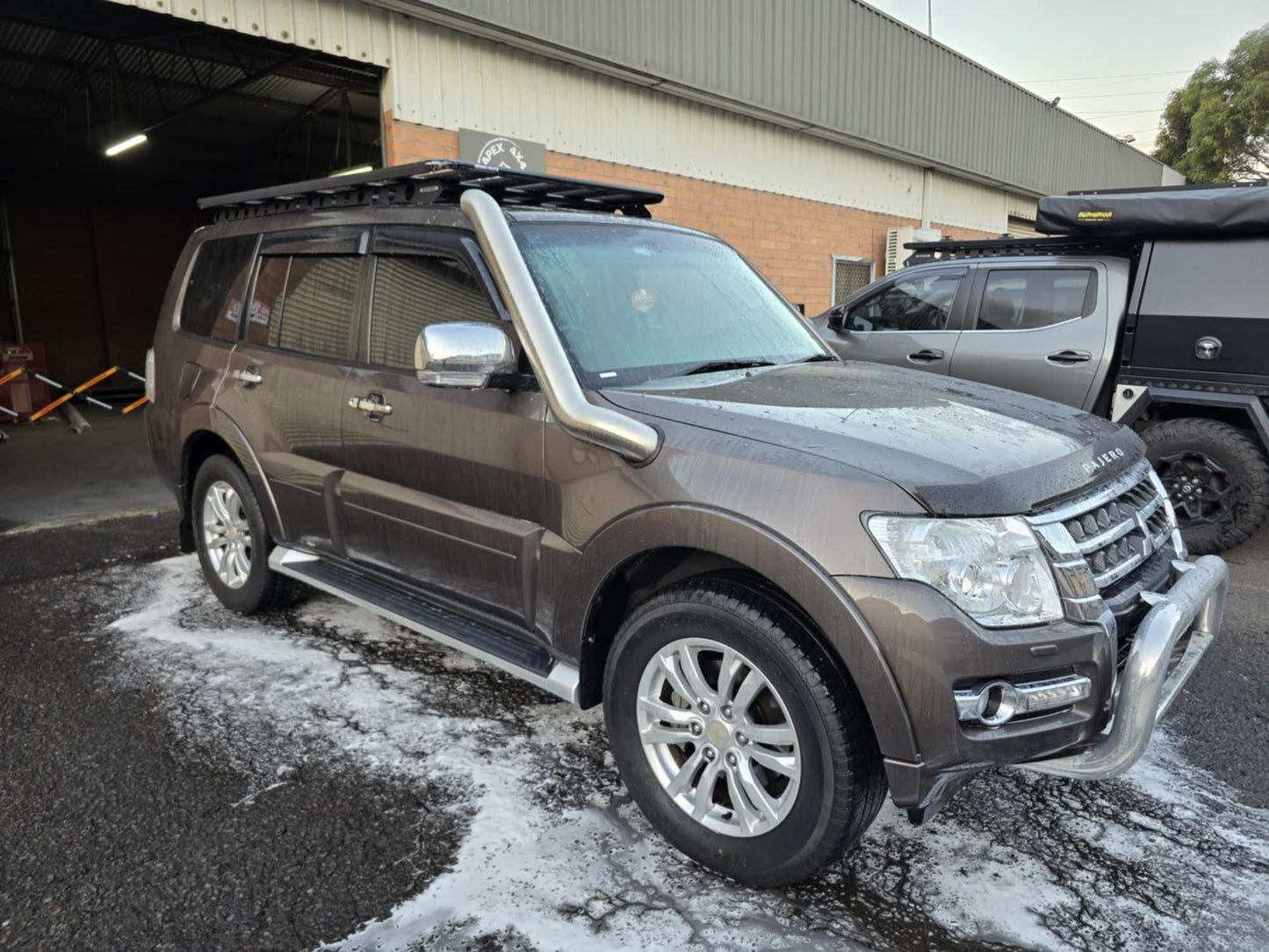 Mitsubishi Pajero Snorkel & Airbox Kit With Washer Bottle (2006-2019)
